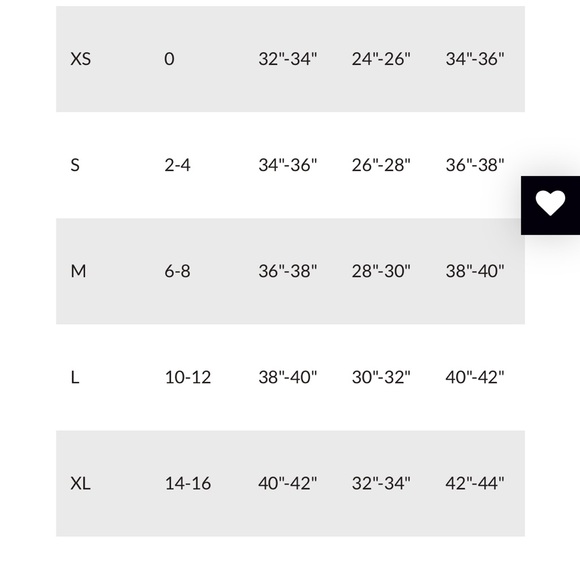 Adorable smocked White top from magnolia boutique size medium - Picture 9 of 10